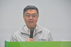 行政院長卓榮泰（圖）31日前往新北市視察「國道1號五堵–汐止交流道路段拓寬工程辦理情形」，聽取簡報後致詞。