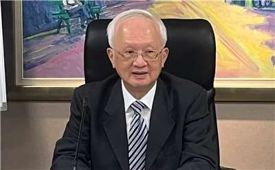 兆豐金控董事長董瑞斌表示，明年仍以加薪4%為目標。資料照片。(圖/ 陳林幸虹 攝)