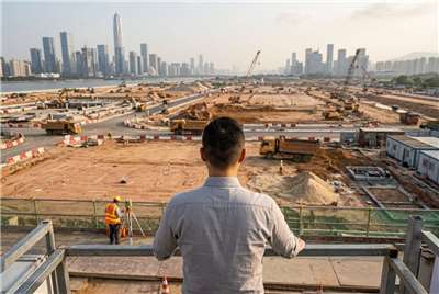 香港第一份五年規劃已經寫下來了。筆者希望五年後，香港人手上同樣有一把尺，可以量度另一件更加重要的事情：這個城市究竟有沒有令普通人活得更有尊嚴、更有選擇。(示意圖/AI生成)