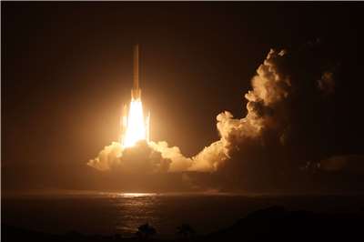 日本科學家20日成功發射搭載火星衛星探測器的旗艦級H3運載火箭。