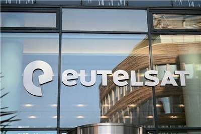 烏克蘭稱星鏈服務受限，歐洲衛星營運商「歐洲電信衛星」(Eutelsat)的股價14日飆升。
