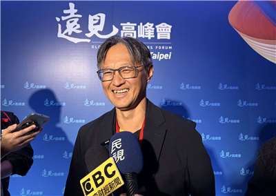 中國記憶體廠長鑫存儲日前發表4F²技術，引發全球記憶體族群震盪。群聯執行長潘健成15日表示，從技術概念發表到實際落地仍需時間，如同「懷孕要九個月」，認為短期內對產業的影響有限。(蔡芃敏 攝)
