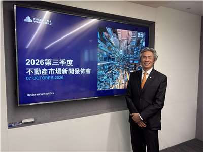 戴德梁行不動產估價師事務所所長楊長達指出，AI相關業者訂單不僅排滿2027年，部分更延伸至2028年。(楊文君攝)