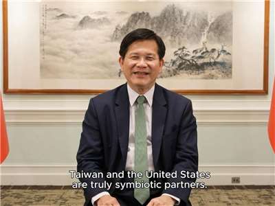 外交部長林佳龍在華府智庫的專題演說中表示，當前全球經貿關注重點已轉向安全、韌性與信任，因此期盼台美共生夥伴關係可以持續深化。(外交部提供)
