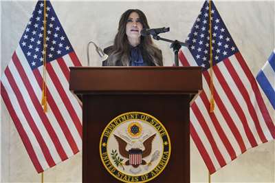 美國駐希臘大使季伏爾(Kimberly Guilfoyle)(圖)被指控濫用職權，面臨被撤換的命運。資料照片。