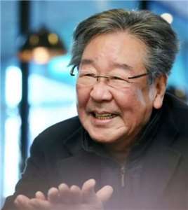 被譽為「國民父親」的韓國演員崔佛岩病逝，享壽87歲。(翻攝網路)