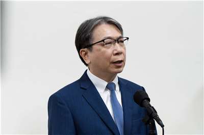 年底地方大選將近，國安局長蔡明彥22日在立法院表示，針對中共介選動作，國安單位已掌握近百案，會趕在選前交付司法單位偵辦。(楊仁翔 攝)