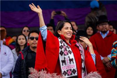 厄瓜多左派前總統候選人龔薩雷茲。(FB@LuisaGonzalezAlcivar)