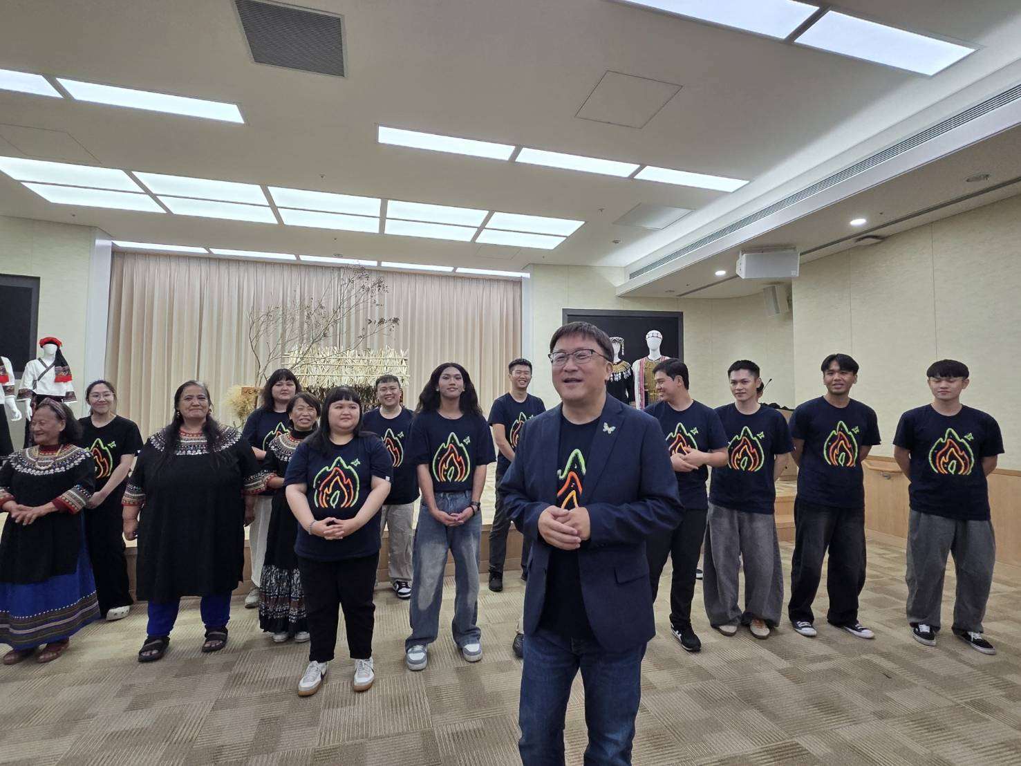 尼布恩合唱團，背後的推手是一位熱血牙醫師陳俊志。(江昭倫 攝)