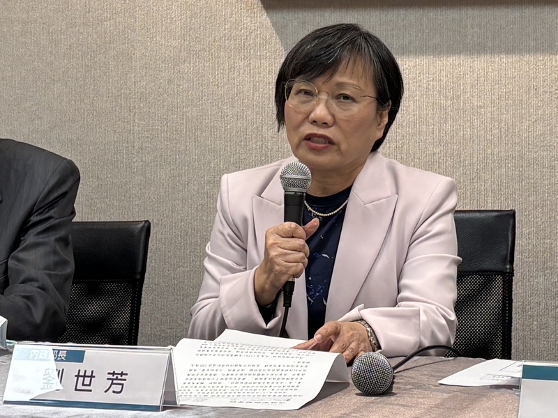 內政部長劉世芳（圖）表示，由於李貞秀不具備完整的問政資格，內政部不會隨便提供密件給她，若同黨立委幫她調閱密件就涉嫌洩密。資料照片(中央社)