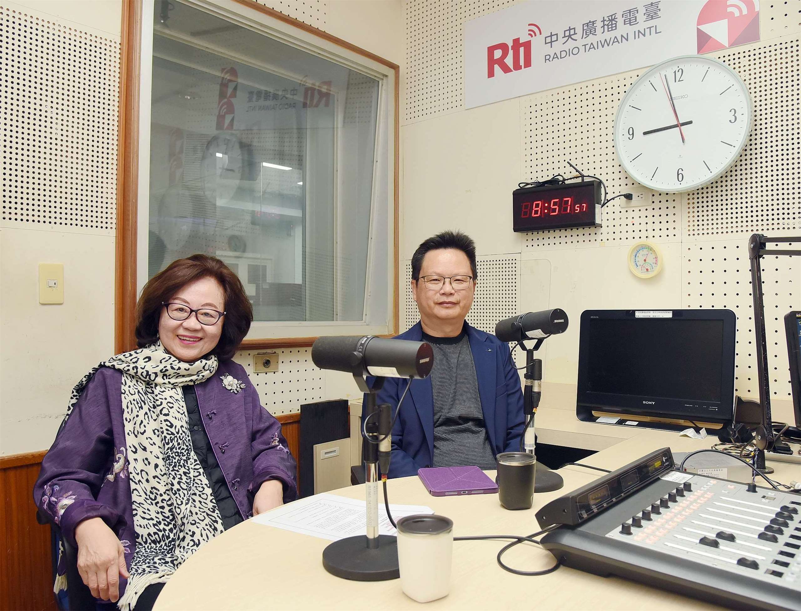 黃文德董事長接受美麗的台灣節目專訪