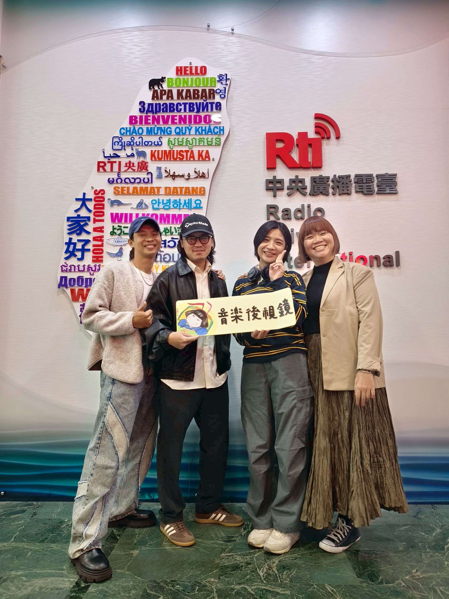 黃宇寒、賴尚群