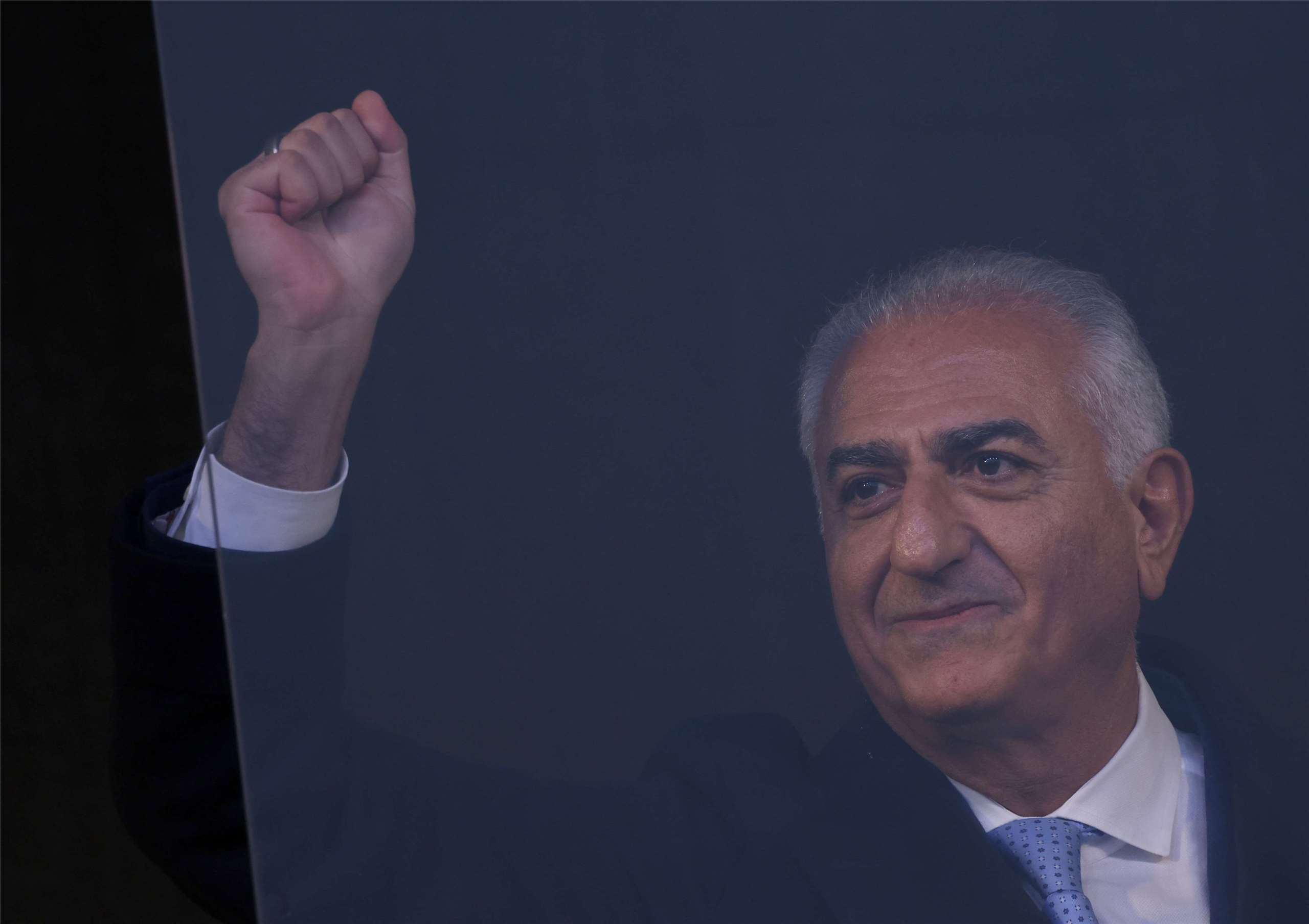 20萬人集結德國抗議伊朗政權，長期流亡海外的前伊朗國王之子芮沙．巴勒維（Reza Pahlavi）希望帶領伊朗邁向民主的未來。