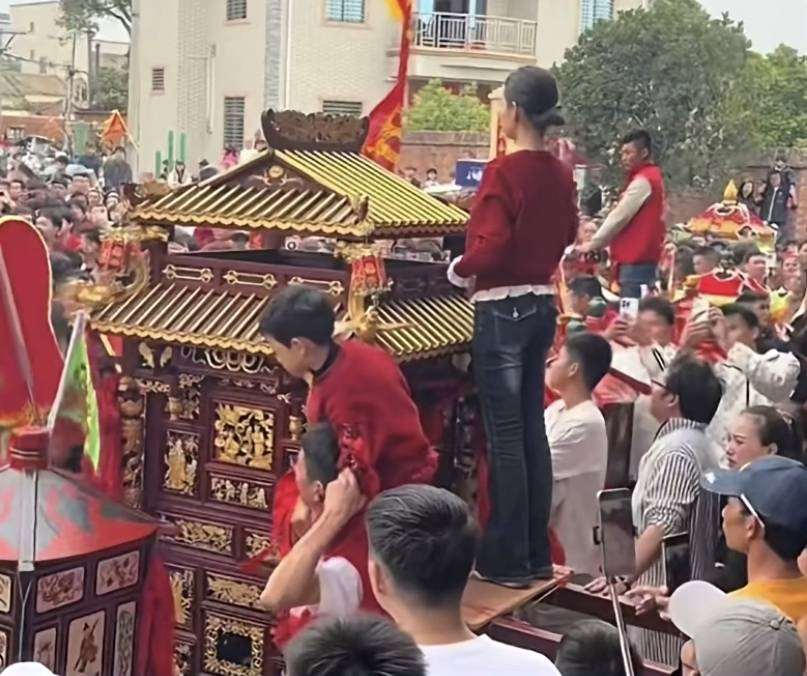 湛江媽祖事件現場。( 來源：微信公眾號)