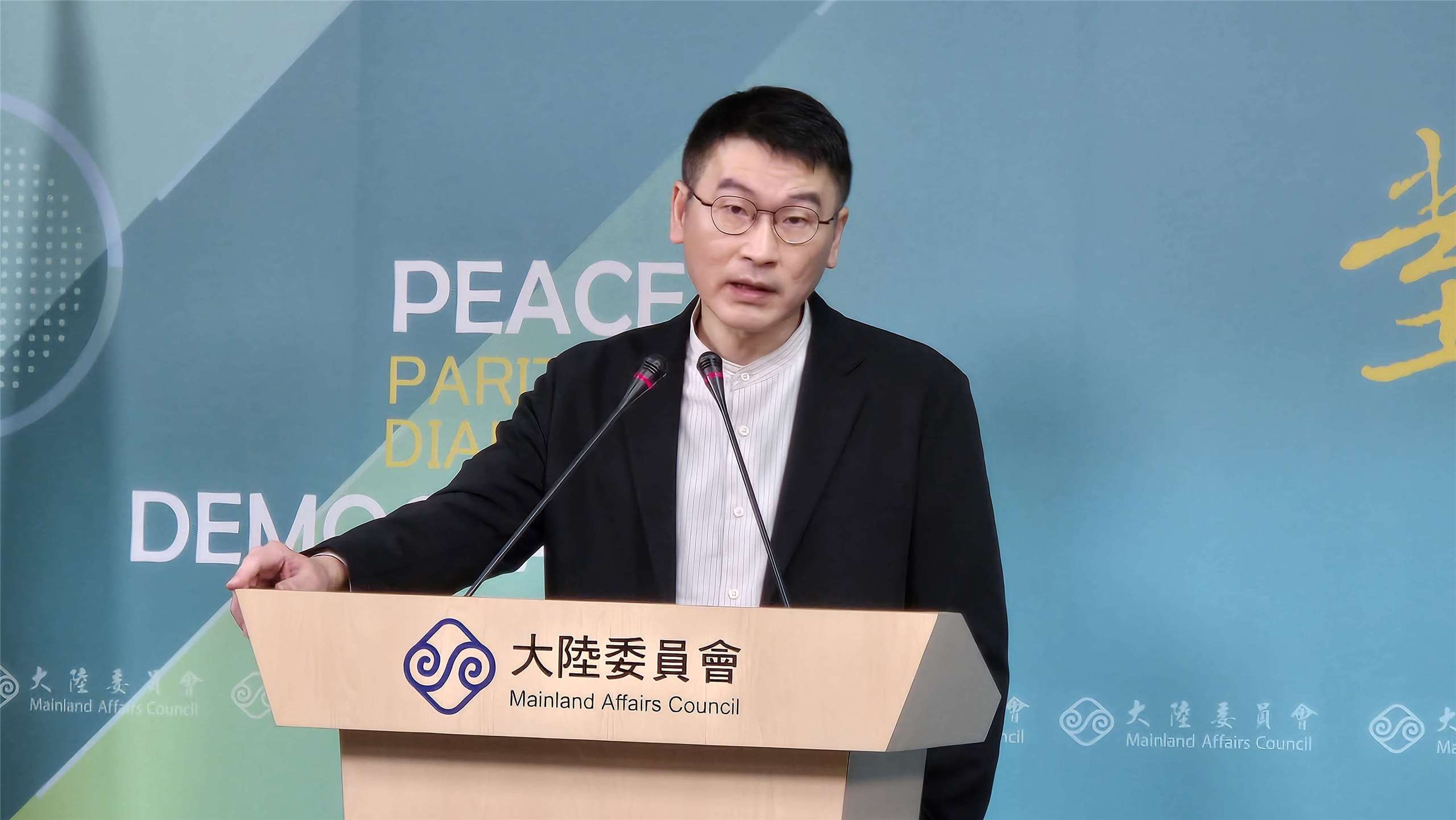 陸委會副主委梁文傑12日主持陸委會例行記者會。(陳國維 攝)