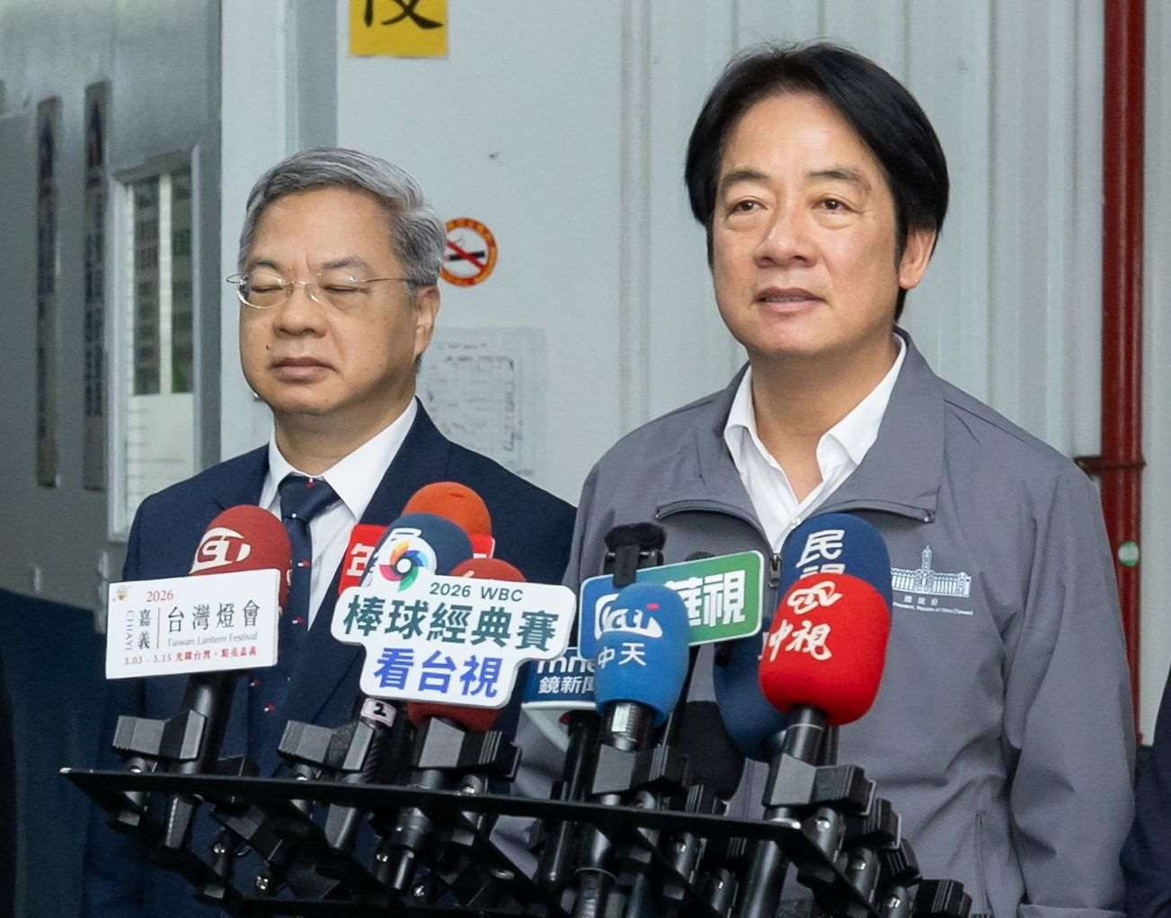 賴清德總統5日赴彰化與紡織產業座談，他在會前接受媒體聯訪時。 (圖:總統府)