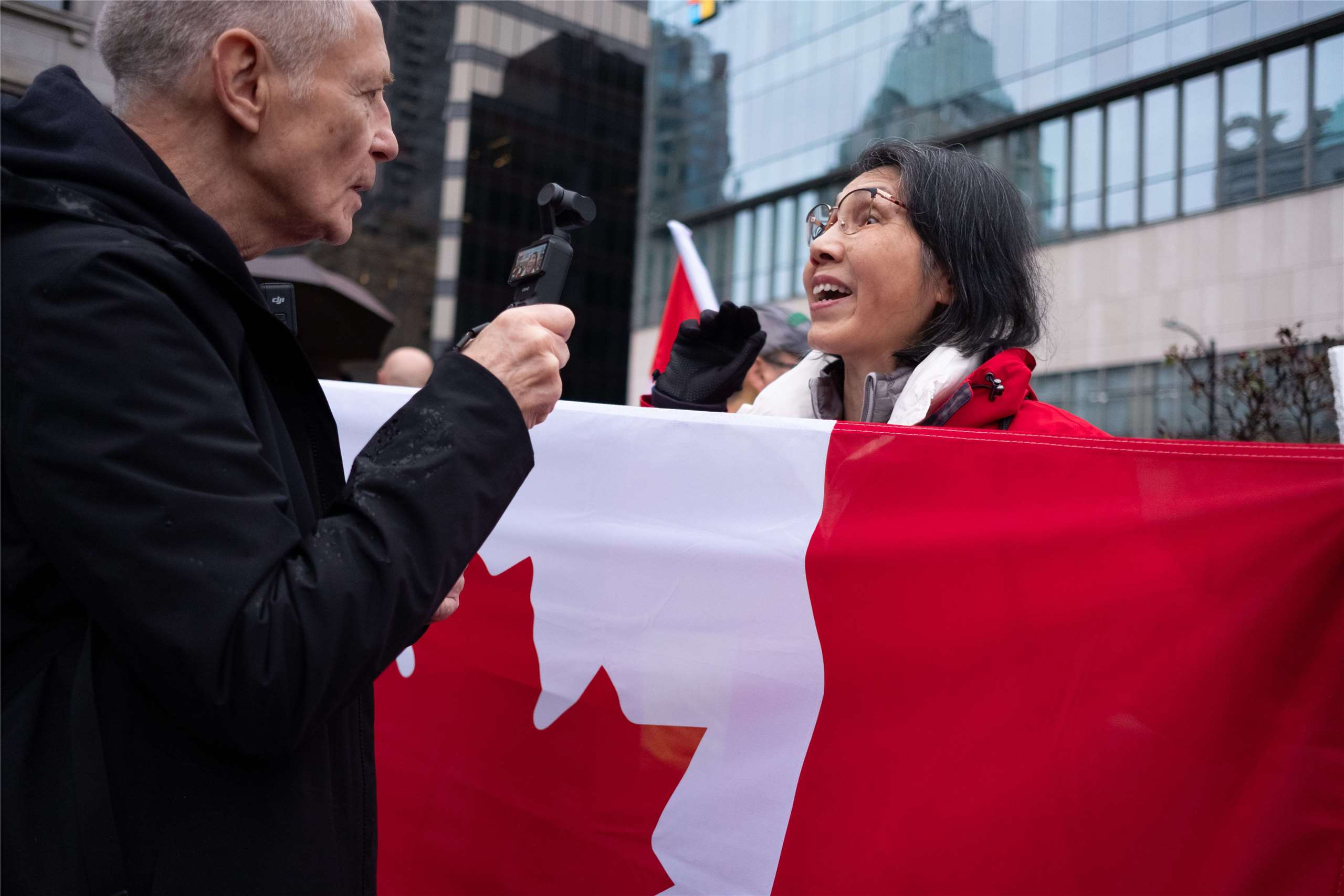 加拿大多個民間團體在全國二十多座城市同步舉行示威。(特約記者張雅如 攝)