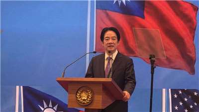 第六屆「台美經濟繁榮夥伴對話」(EPPD)日前圓滿落幕，賴清德總統3日率外交部長林佳龍、經濟部長龔明鑫等人共同召開「台美經濟繁榮夥伴對話」記者會，說明台美合作進展與後續推動方向。（劉玉秋攝）