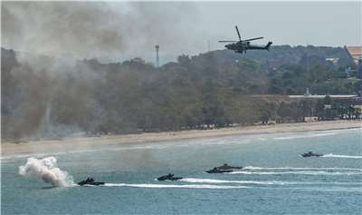 圖為2025年在泰國進行的「金色眼鏡蛇」演習。 (圖:美國戰爭部)