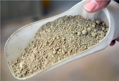 稀土金屬，或稱稀土元素、稀土，是很多科技產品的材料。