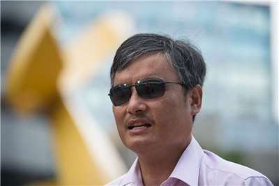 流亡美國的中國盲人維權律師陳光誠(法新社)