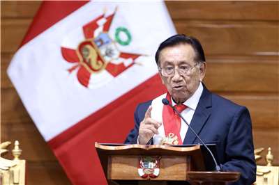 現年83歲的巴卡沙(Jose Maria Balcazar)成為秘魯自2016年以來第8位國家元首。