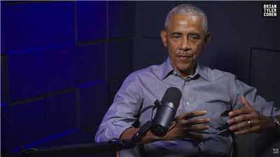 美國前總統歐巴馬(Barack Obama)接受左翼政治播客主持人柯恩(Brian Tyler Cohen)專訪。(翻攝Brian Tyler Cohen YouTube頻道)
