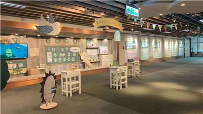 「小河童的手語課」特展在國臺圖。(圖：國臺圖提供)