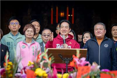 賴清德總統19日前往彰化鹿港天后宮參拜。(圖：總統府)