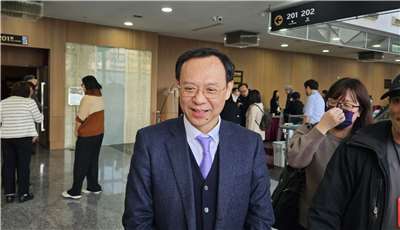 衛福部長石崇良3日表示，衛福部組改再擴大，將成立「婦女發展及保護服務司」。(劉品希 攝)