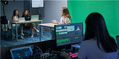 國立政治大學推出「政大鮮修」(圖)推廣活動，從校內的數位平台精選出23門具代表性的數位課程，開放高中生免費上課。(政大提供)