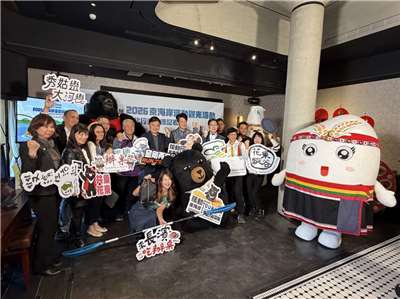 觀光署4日攜手業者宣布，2026「旅動東海岸」全面升級，兩大賽事包括「長濱雙浪金剛馬拉松」和「秀姑巒溪泛舟鐵人三項競賽」即日起同步開放線上報名。(吳琍君攝)