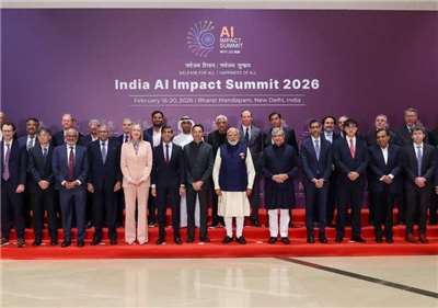 美國與中國等數十個國家21日在新德里舉行的大型科技峰會後發表宣言，呼籲發展「安全、可信且具韌性」的人工智慧。(翻攝AI Impact Summit臉書)