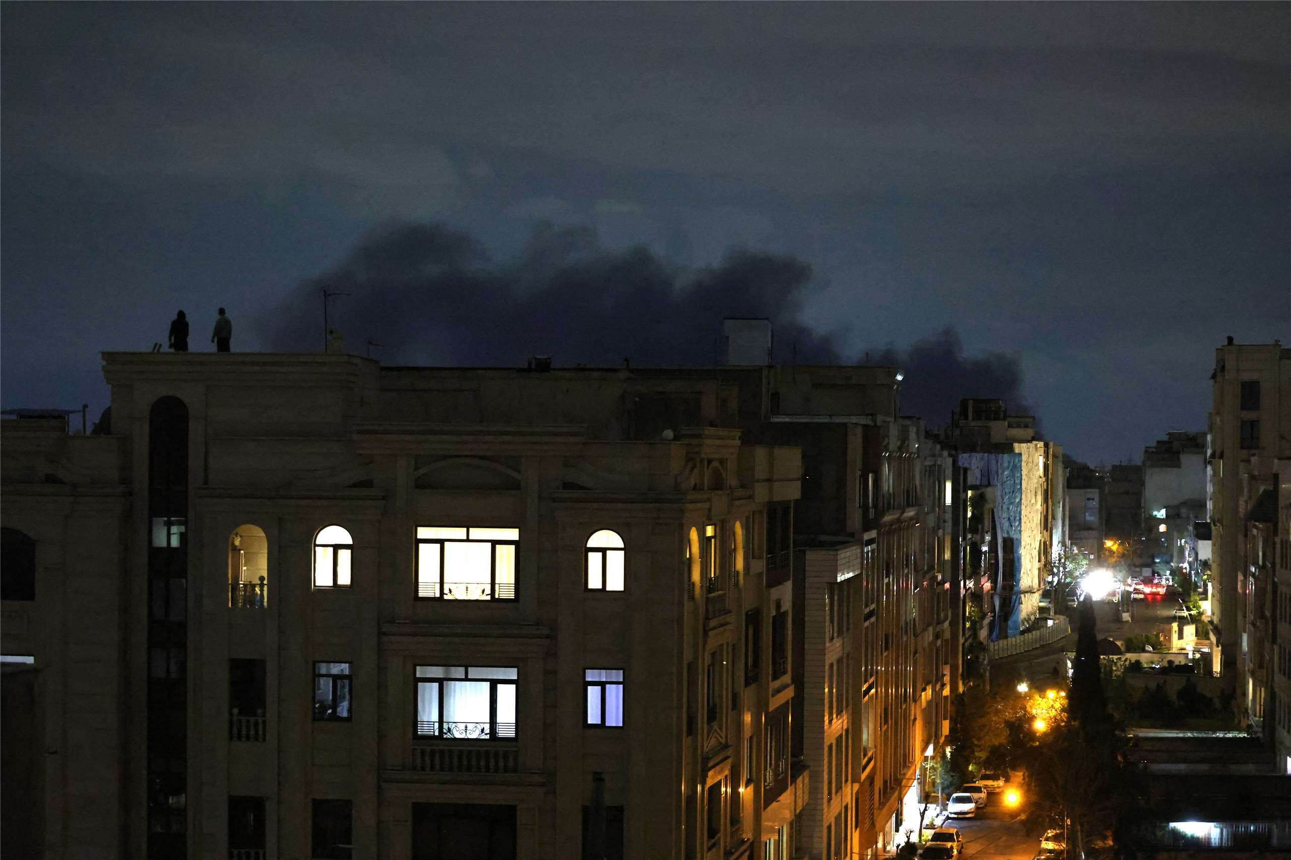 在華府與德黑蘭之間談判狀態仍不明朗之際，區域內每日攻擊行動持續不斷。圖攝於德黑蘭。