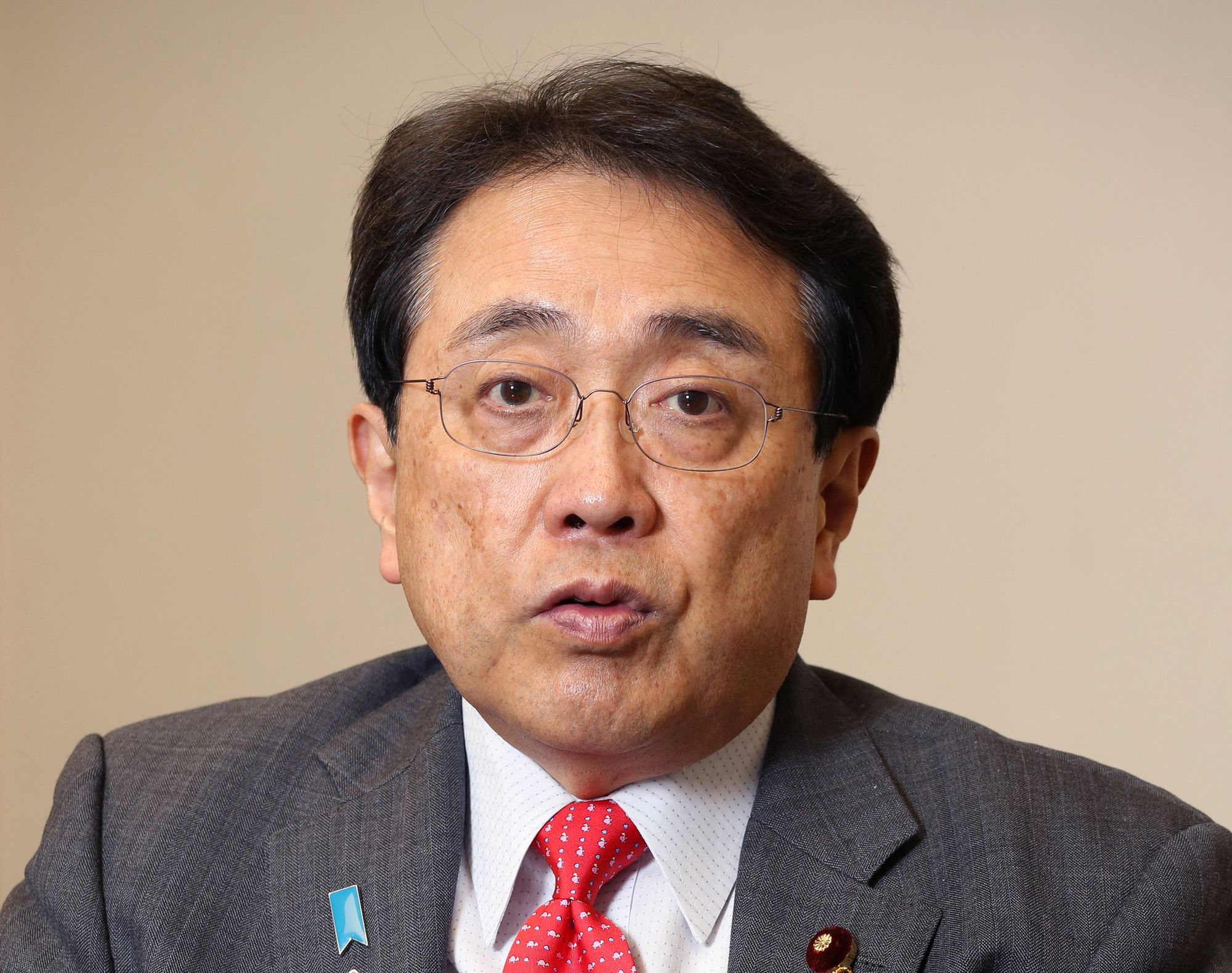 日本產業大臣赤澤亮正(Ryosei Akazawa)。