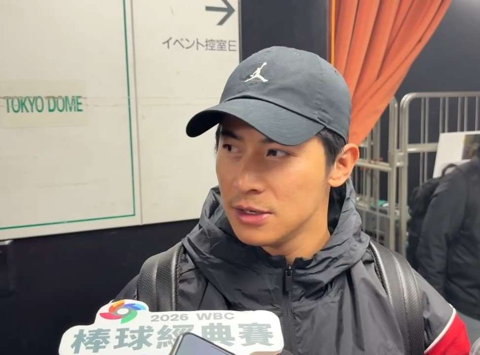 台灣隊在經典賽預賽5:4險勝纏戳，賽後陳傑憲忍不住喜極而泣。他表示，除了感謝台灣球迷跨海應援，也感謝隊友在逆境中沒有放棄。(江昭倫 攝)