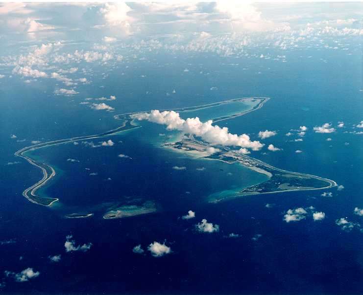 圖為空拍狄耶戈加西亞島(Diego Garcia)。(圖：維基)