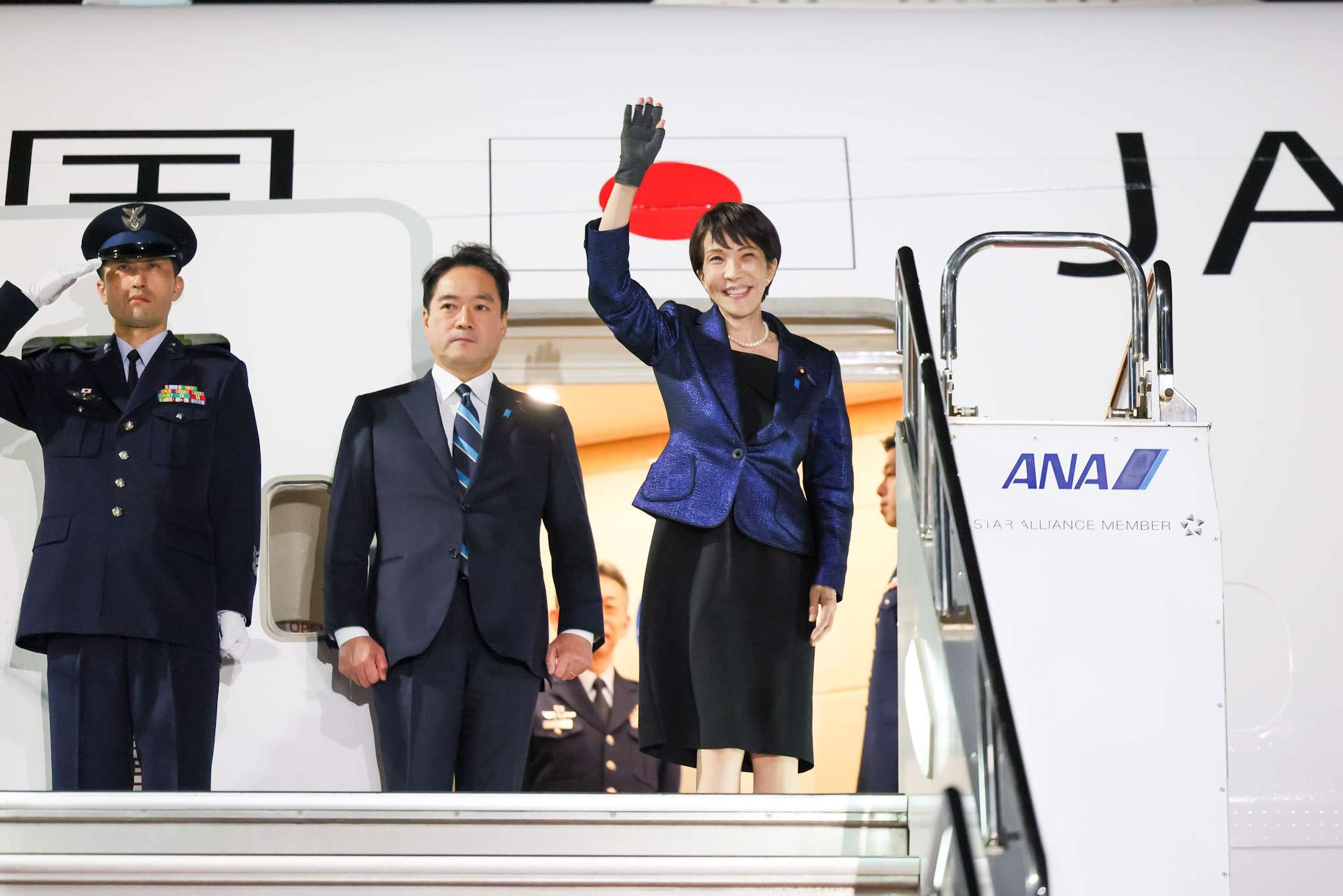 日本首相高市早苗預計美東時間19日在白宮與美國總統川普舉行會談。(X@takaichi_sanae)