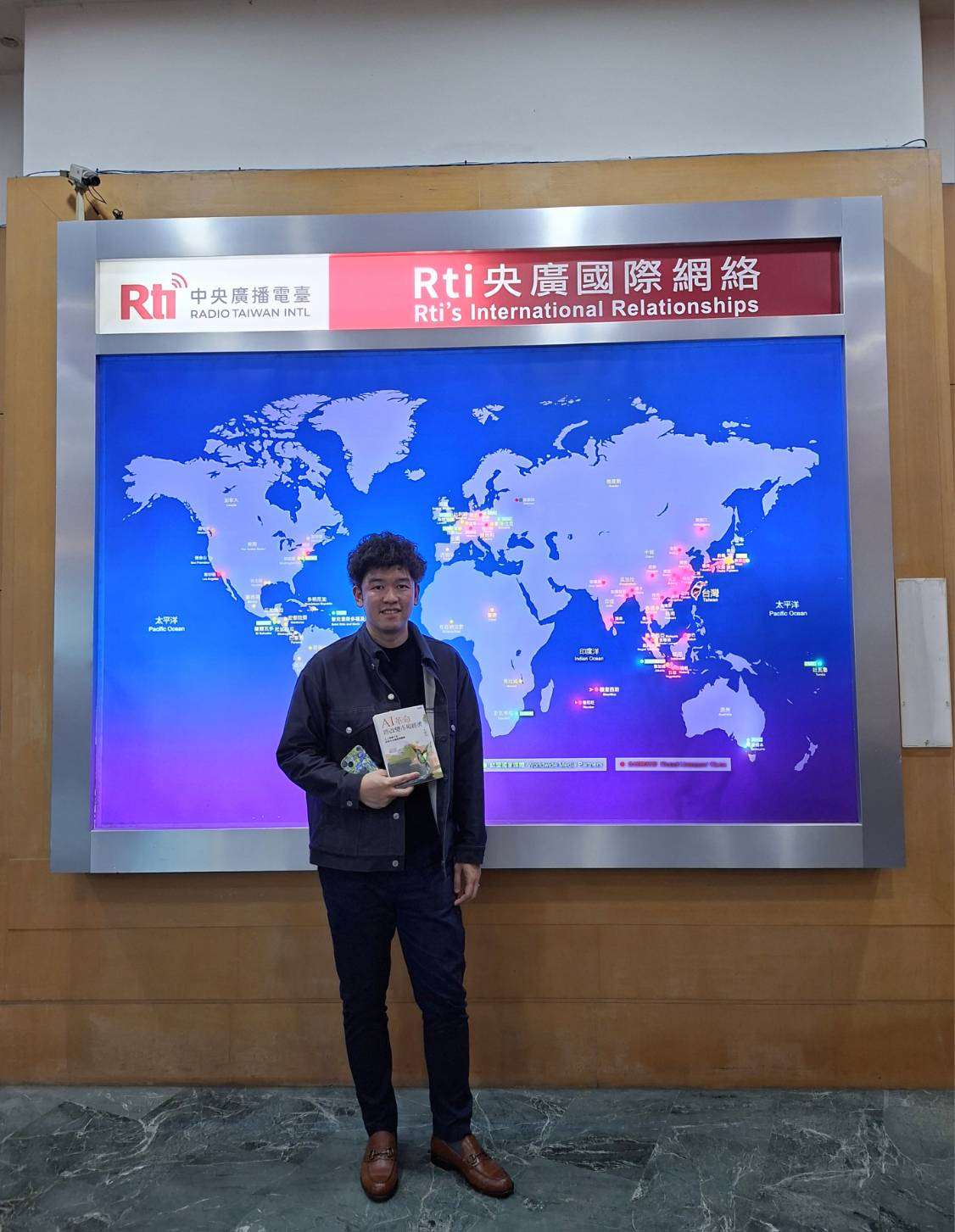 數據分析師 李湛侃分享「AI革命將改變市場經濟」