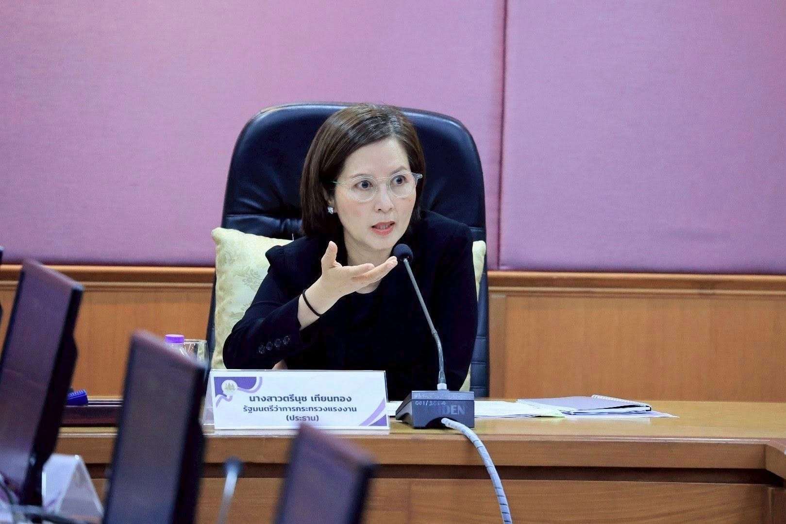 泰國勞動部長特麗努(Treenuch Thienthong)10日在內閣會議後表示，原本外籍勞工工作證續期截止日期為2月24日，政府決定延長至3月31日。資料照。(翻攝臉書)