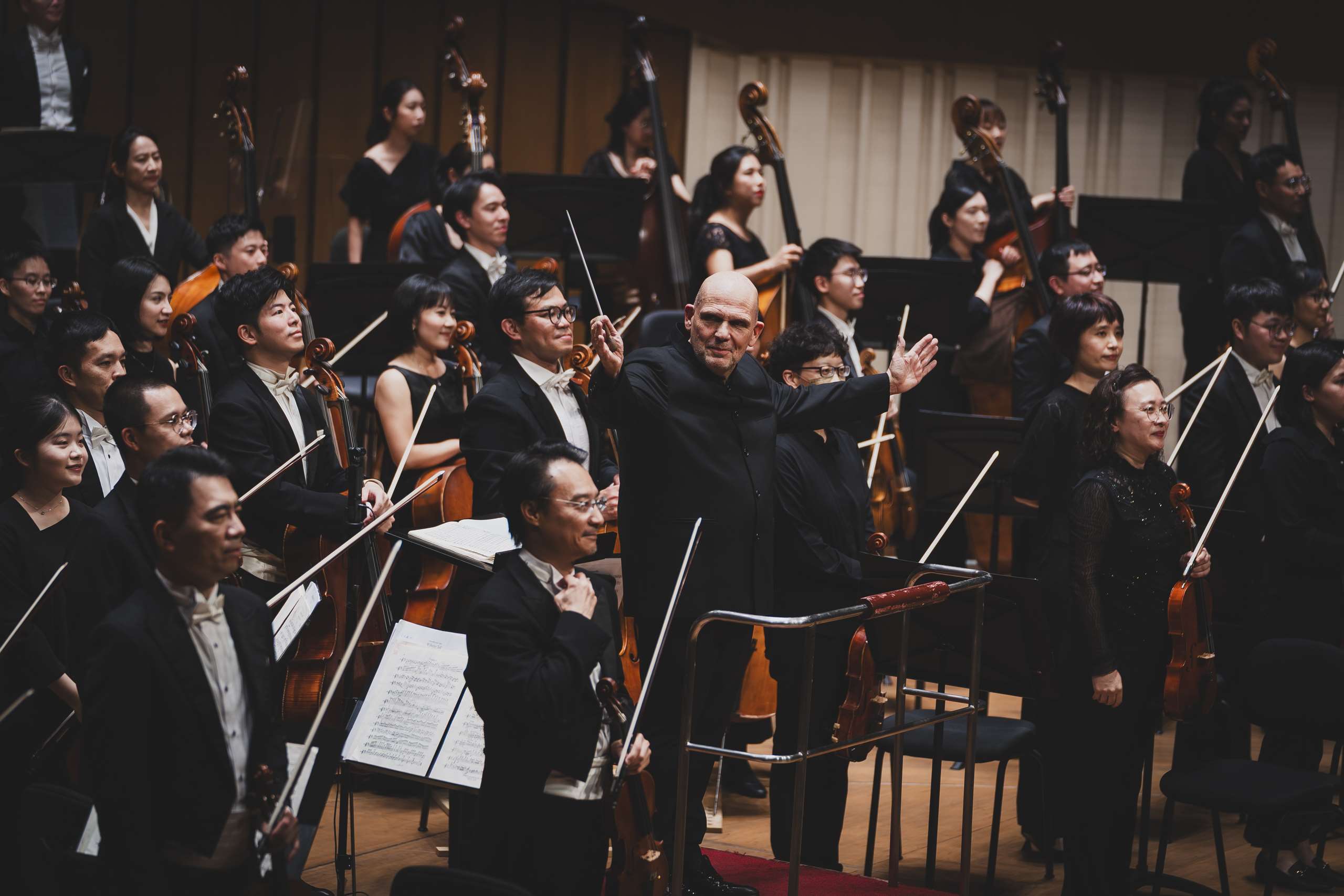 長榮交響樂團今年再度展開海外巡演計畫，6月將前往新加坡與日本演出。(長榮交響樂團提供)