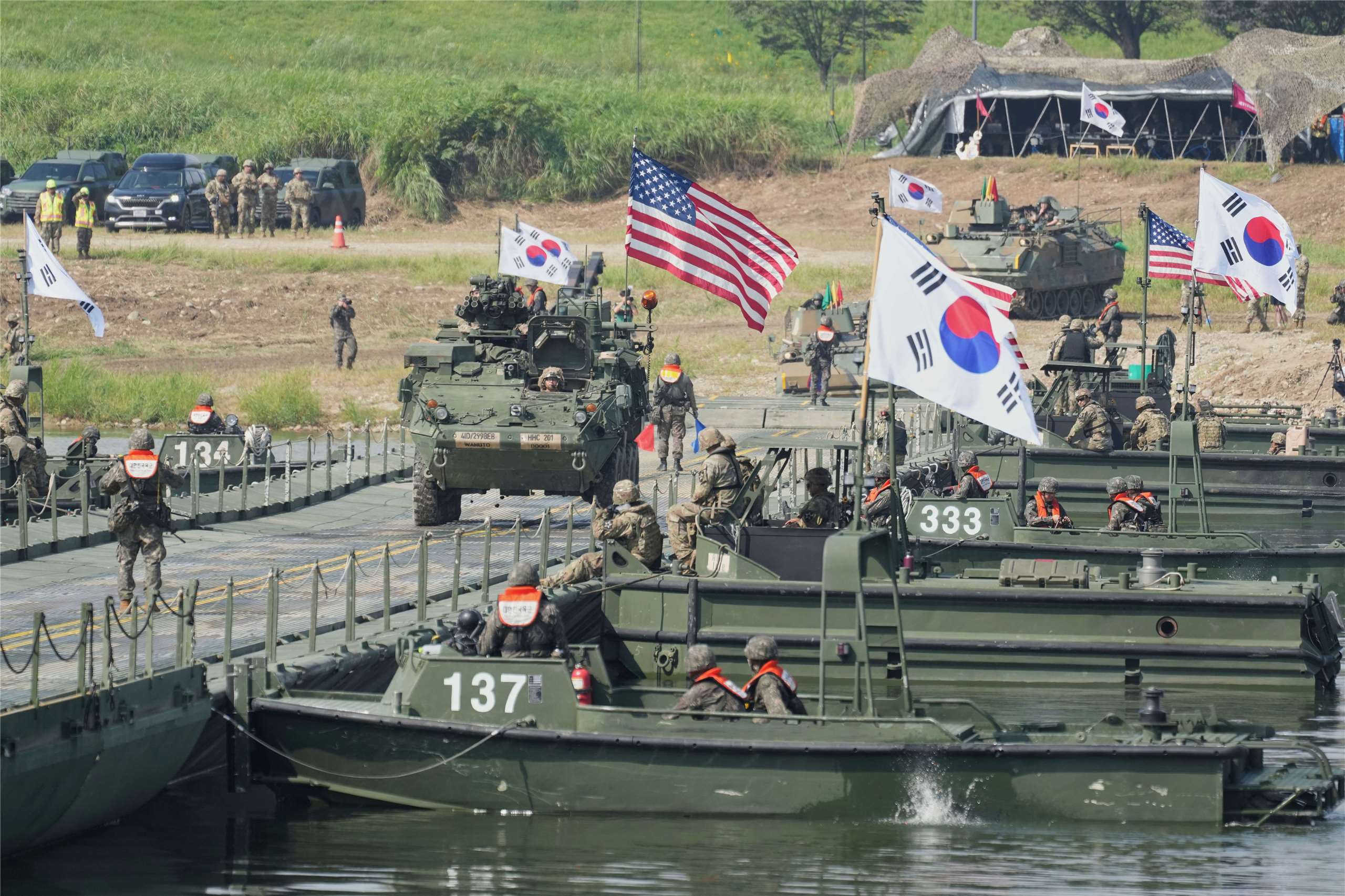 美韓兩國每年3月和8月會分別舉行「自由護盾」與「乙支自由護盾」(Ulchi Freedom Shield)演習，模擬朝鮮半島爆發戰爭的情況，並檢驗南韓是否具備接收戰時作戰權的能力。(美聯社/達志影像)