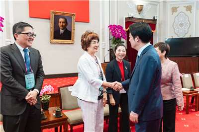 賴清德總統30日接見「第33屆亞洲臺灣商會聯合總會回國訪問團」。 (圖:總統府)