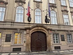 捷克參議院4日通過第173號決議，支持台灣有意義參
與國際組織活動。圖為捷克參議院。
