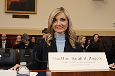 美國總統川普提名國務院次卿羅傑斯(Sarah Rogers)出任國際媒體署新任署長。