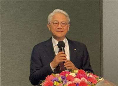 工商協進會理事長吳東亮表示，中東戰事衍生的物價上揚、交貨延宕等影響仍屬短期，中長期來看，衝擊有限。(謝佳興 攝)