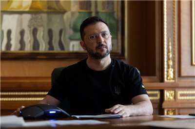 烏克蘭總統澤倫斯基2日表示，原訂5日或6日在阿布達比舉行的烏俄美三方談判，受中東戰火影響，尚無法確認是否如期舉行。資料照。(圖：澤倫斯基臉書)