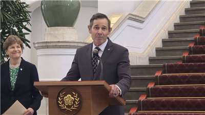 美國聯邦參議員夏欣、匡希恆率領「國會代表團」訪台，匡希恆(圖中)表示，華府高度關注台灣國防特別預算的進展 。（劉玉秋 攝）