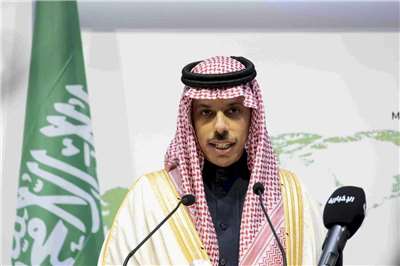沙烏地阿拉伯外交部長費瑟親王(Prince Faisal bin Farhan Al-Saud)。