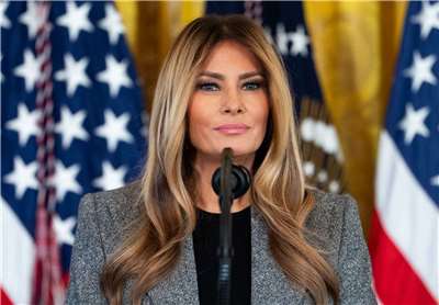 美國第一夫人梅蘭妮亞．川普(Melania Trump)將主持安理會會議。 (圖:X@FirstLadyOffice)